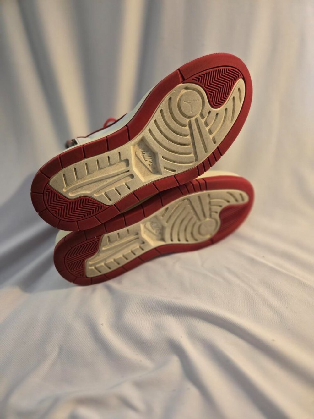 Nike Women’s Air Jordan 1 Elevate High Varsity Red/White Leather Sneakers Size 9 - Picture 7 of 8